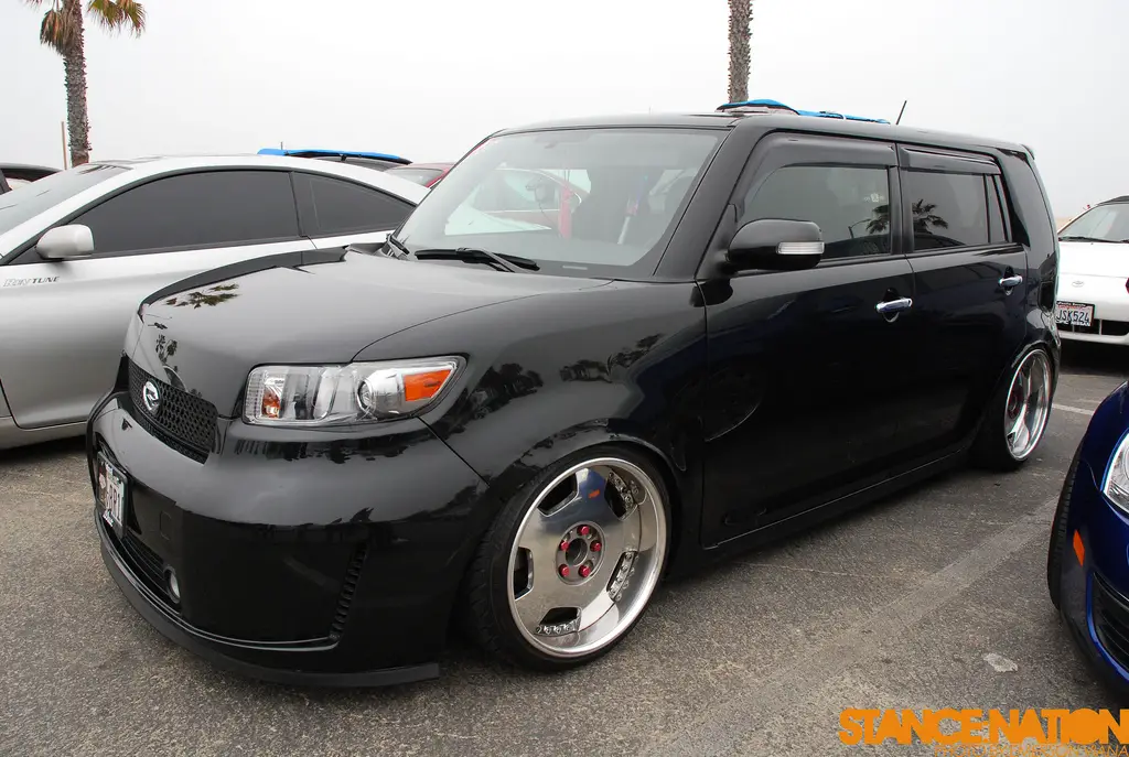 Scion xB custom wheels Work Euroline DH 18x9.5, ET +15, tire size 215/