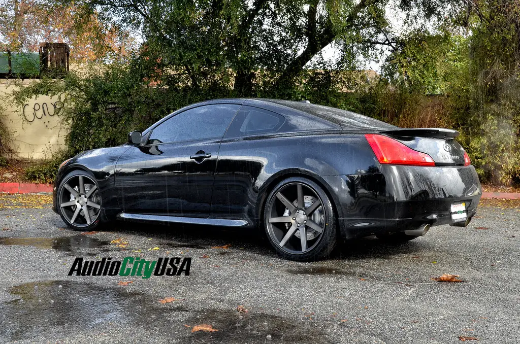 Infiniti G37 custom wheels Niche Verona M150 20x8.5, ET , tire size 245