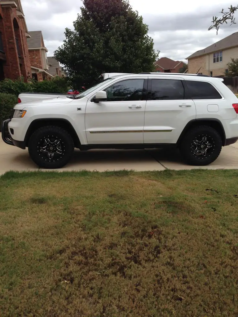 Jeep Grand Cherokee American Outlaw Regulators 18x9.0