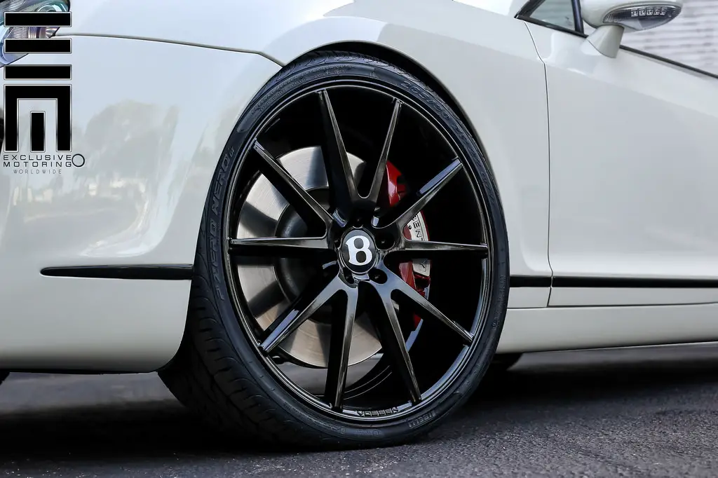 Bentley Continental Gtc Vossen Vfs1 22x9 0