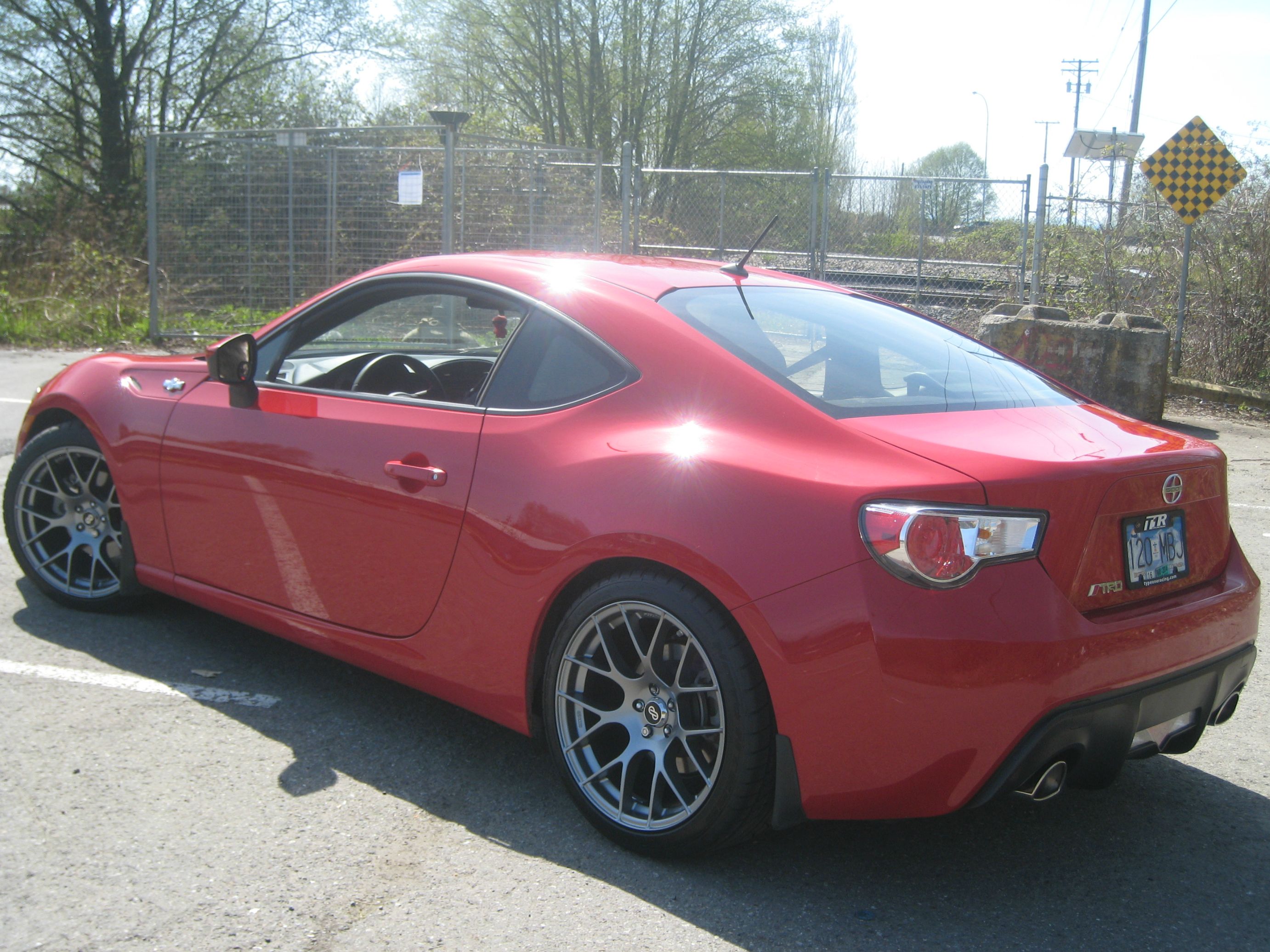 Scion FRS Enkei Raijin 18x9.5