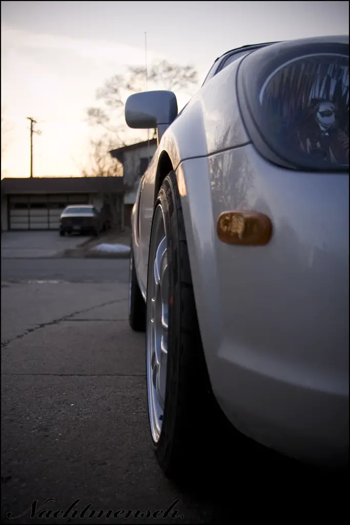 Toyota MR2 Spyder custom wheels Enkei RPF1 16x8.0, ET +38, tire size