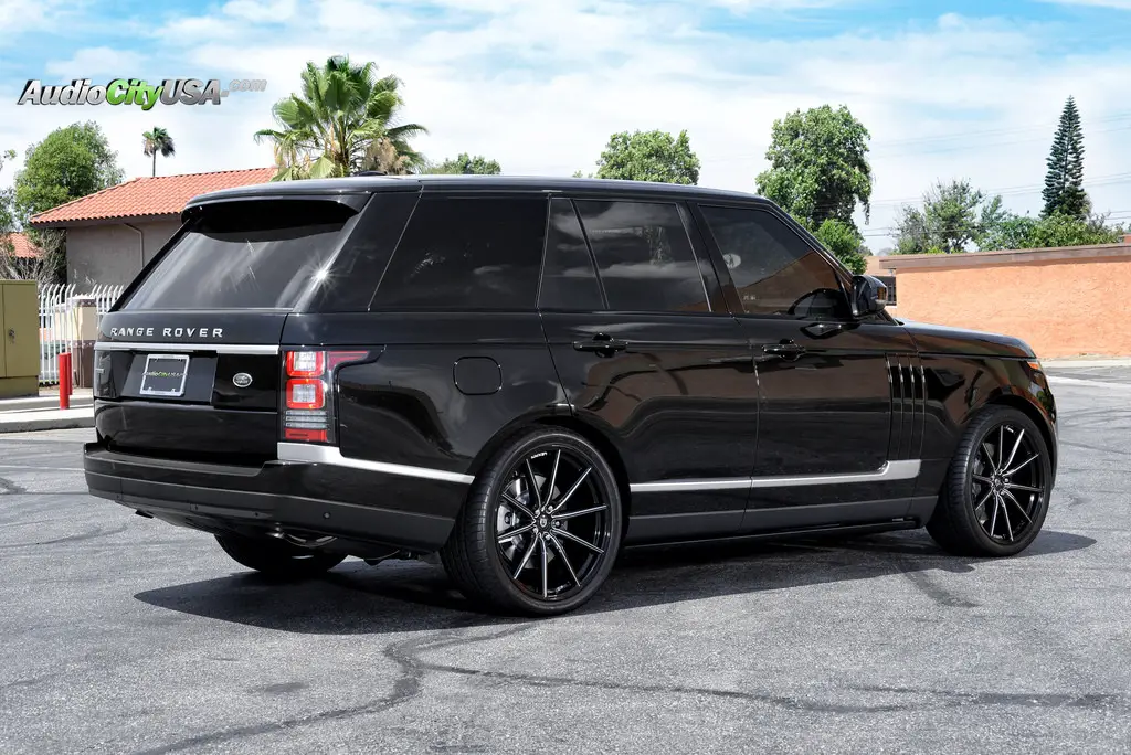 Land Rover Range Rover custom wheels Lexani CSS 10 22x10.0, ET , tire size 285/35 R22. x ET