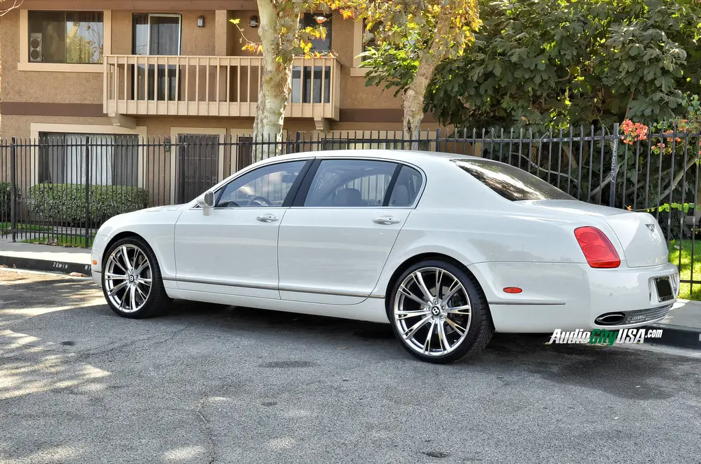 Bentley Continental Flying Spur Ace Aspire Hyper 22x9 0
